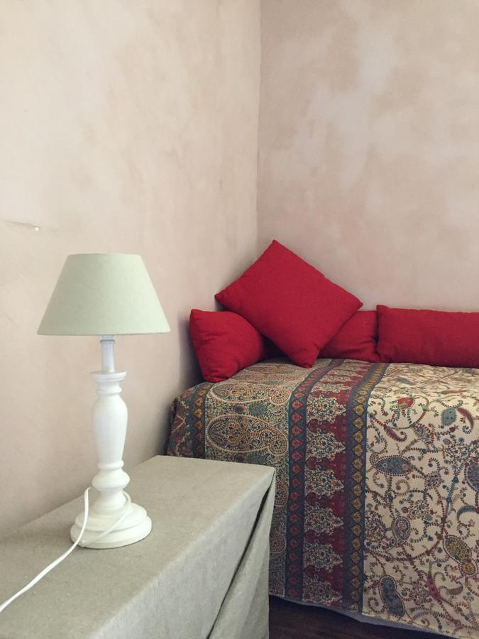 Bed and Breakfast Domaine De Puytirel Champagne-et-Fontaine Exterior foto